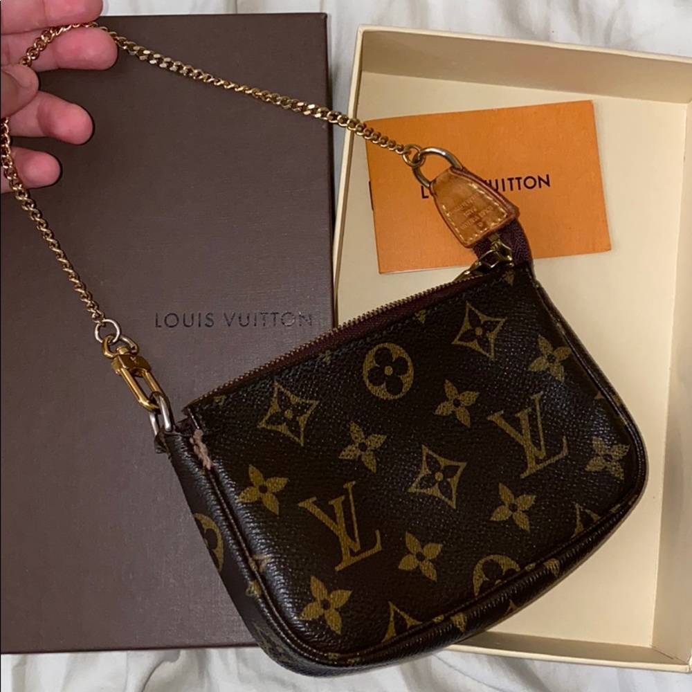 Louis Vuitton Mini Pouchette